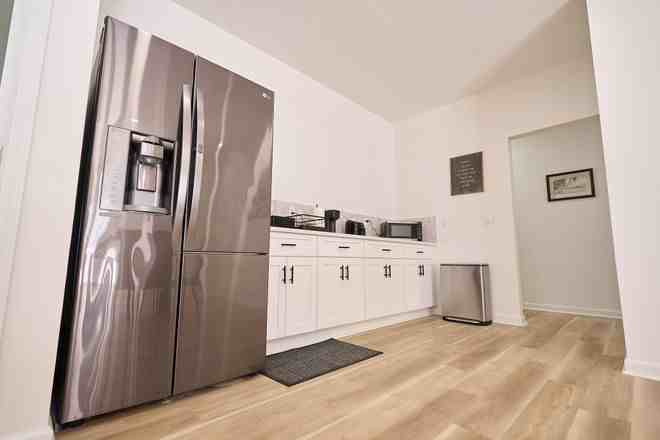 3179 Alston Dr - Photo 4 of 17