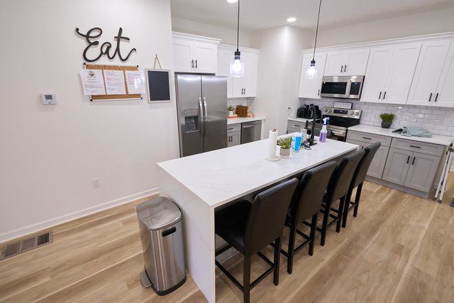 3179 Alston Dr - Photo 5 of 17