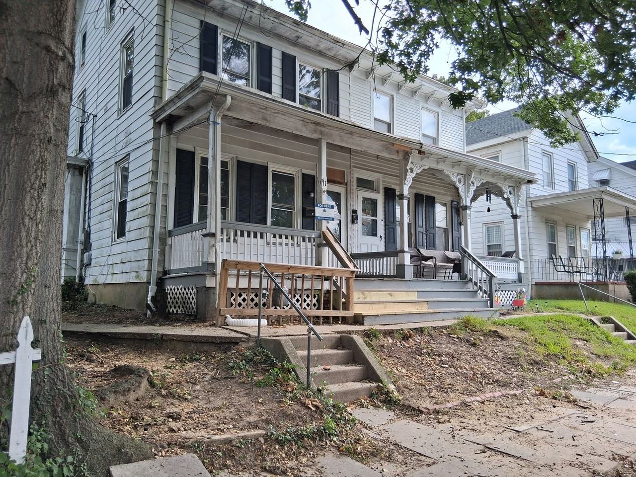 71 Hampton St - Photo 2 of 22