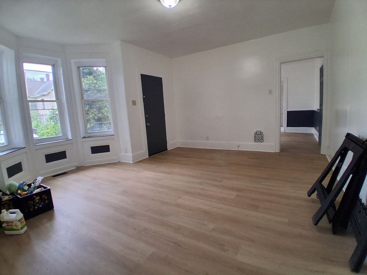 71 Hampton St - Photo 4 of 22