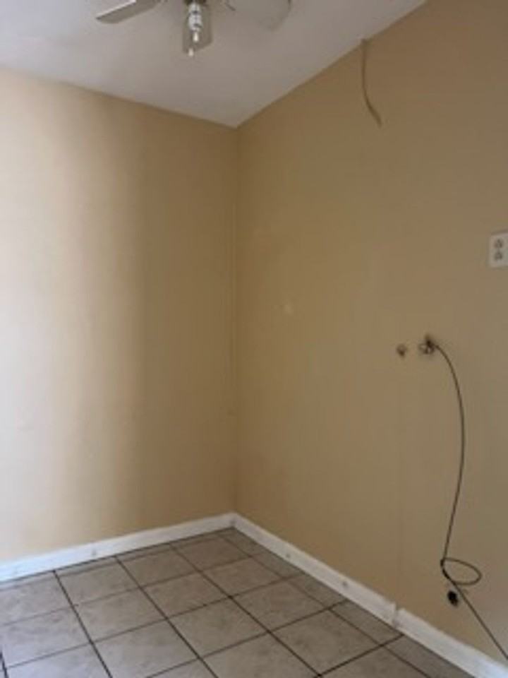 1407 Whitewood Dr - Photo 7 of 12