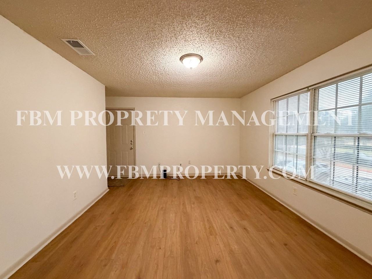 1020 Northwood Blvd #5 - Photo 2 of 12
