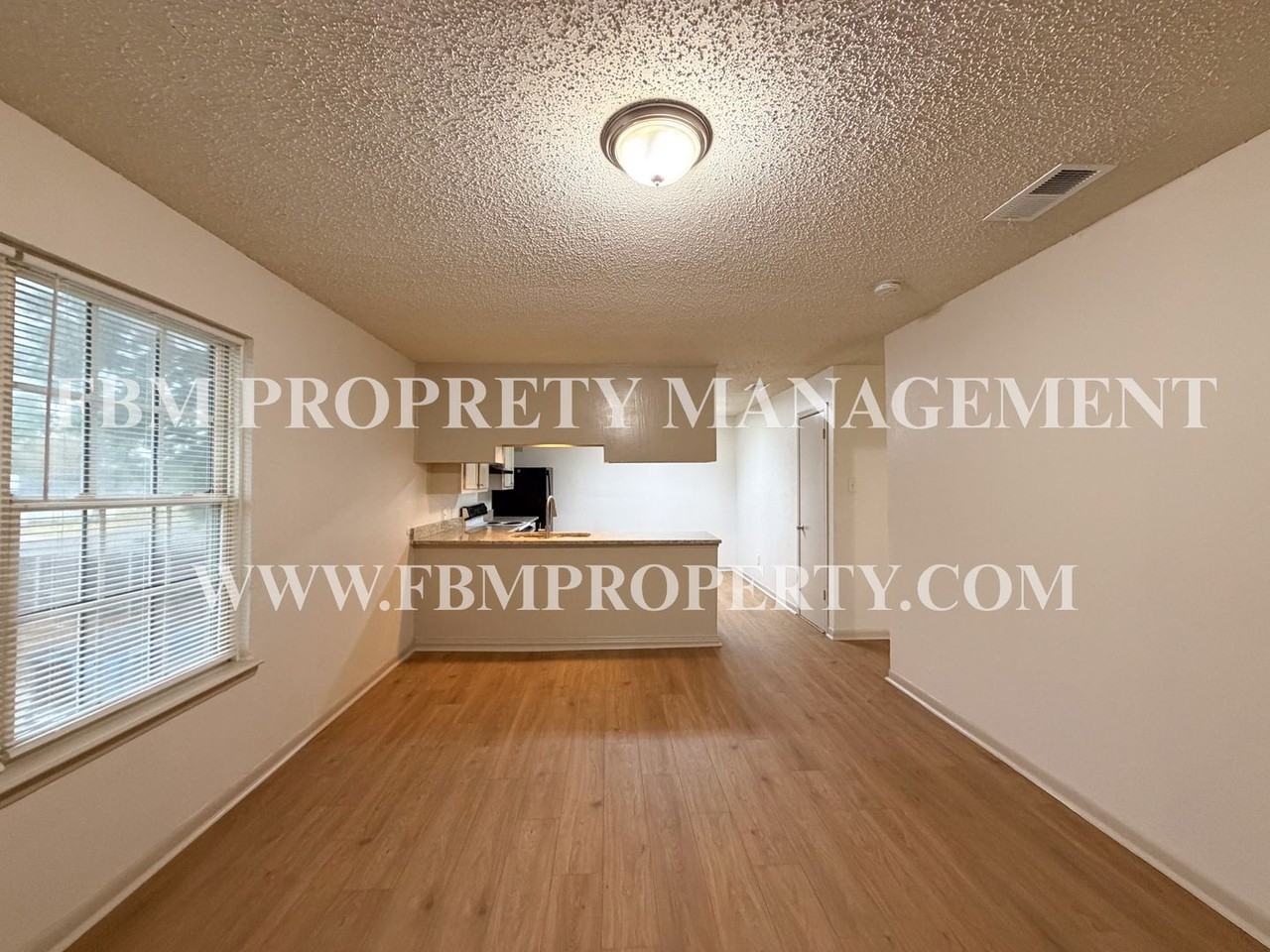 1020 Northwood Blvd #5 - Photo 3 of 12