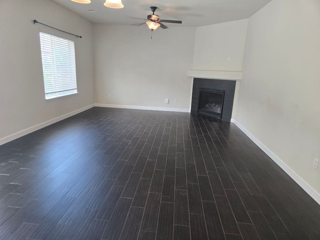 1437 Grant Way - Photo 6 of 25