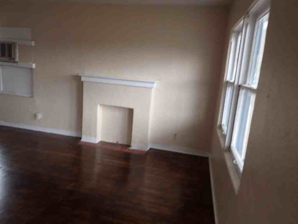 3030 Nations Ave - Photo 3 of 13