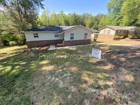 228 Lakeridge Pkwy - Photo 1 of 1