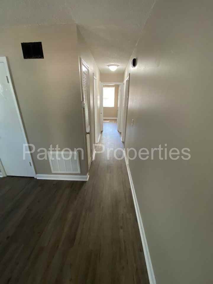 228 Lakeridge Pkwy - Photo 5 of 18