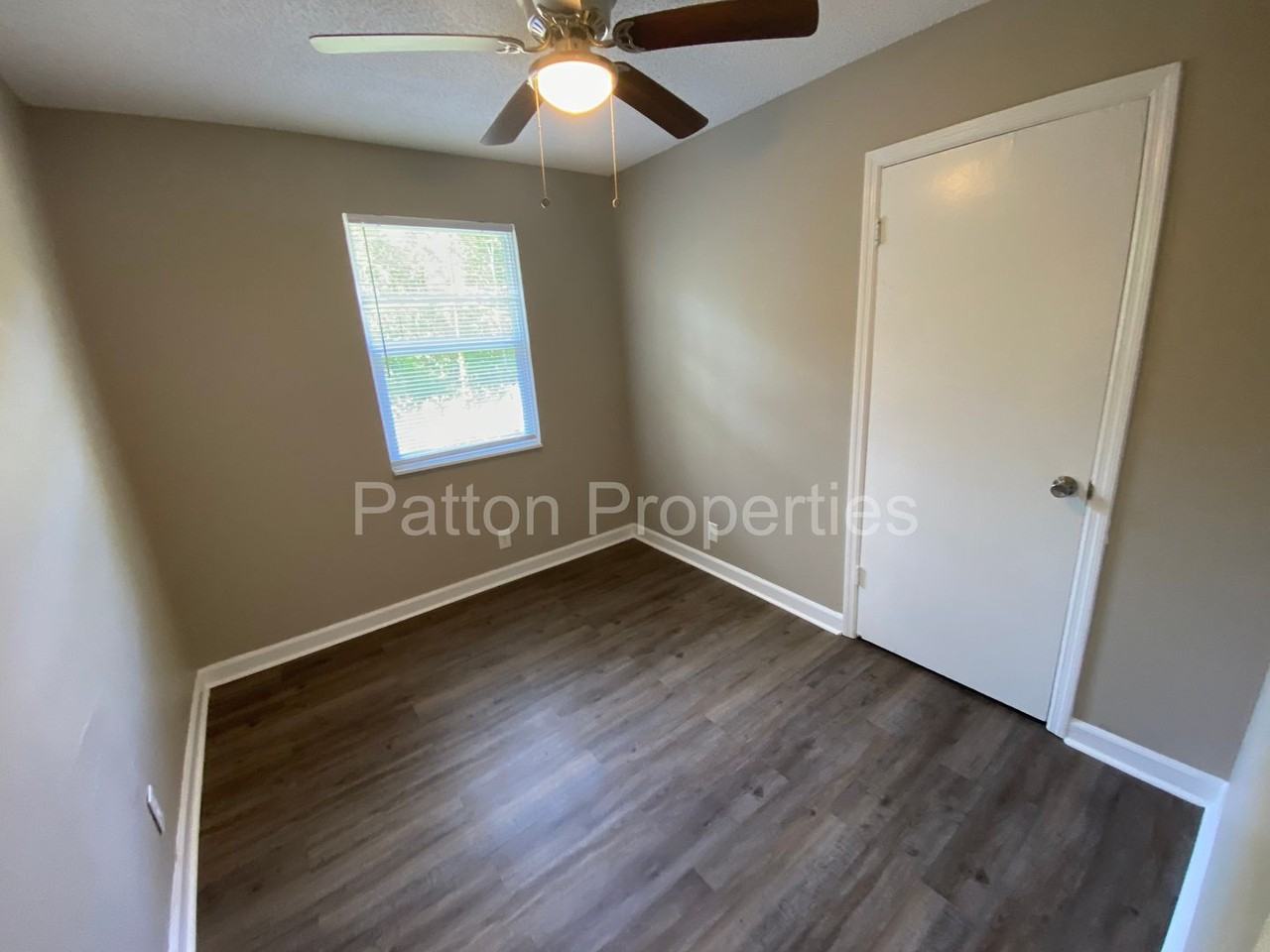 228 Lakeridge Pkwy - Photo 6 of 18