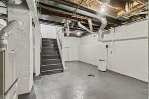 featured image of 702 Fenimore Ave