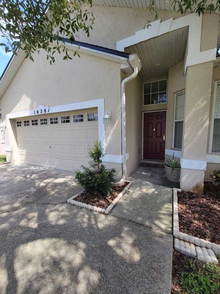10281 Andover Point Cir - Photo 2 of 18