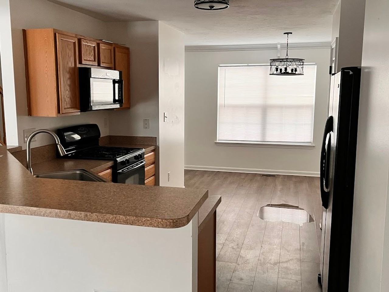 36 Buttonwood Ln - Photo 2 of 16