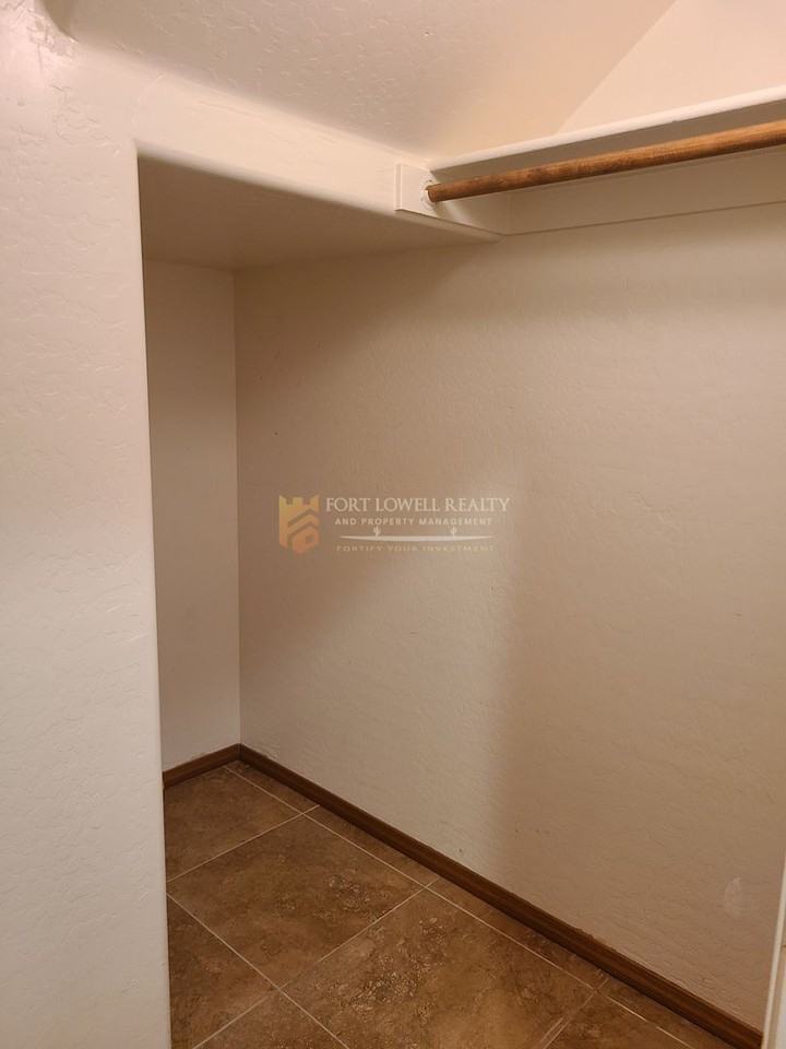 22263 W Shadow Dr - Photo 5 of 31