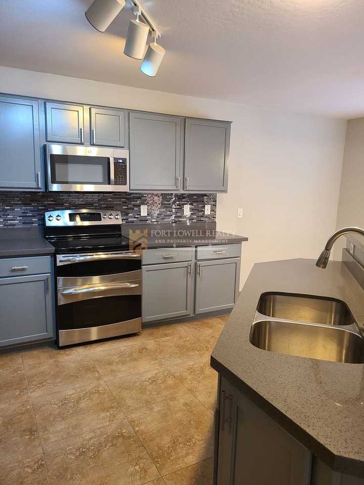 22263 W Shadow Dr - Photo 7 of 31