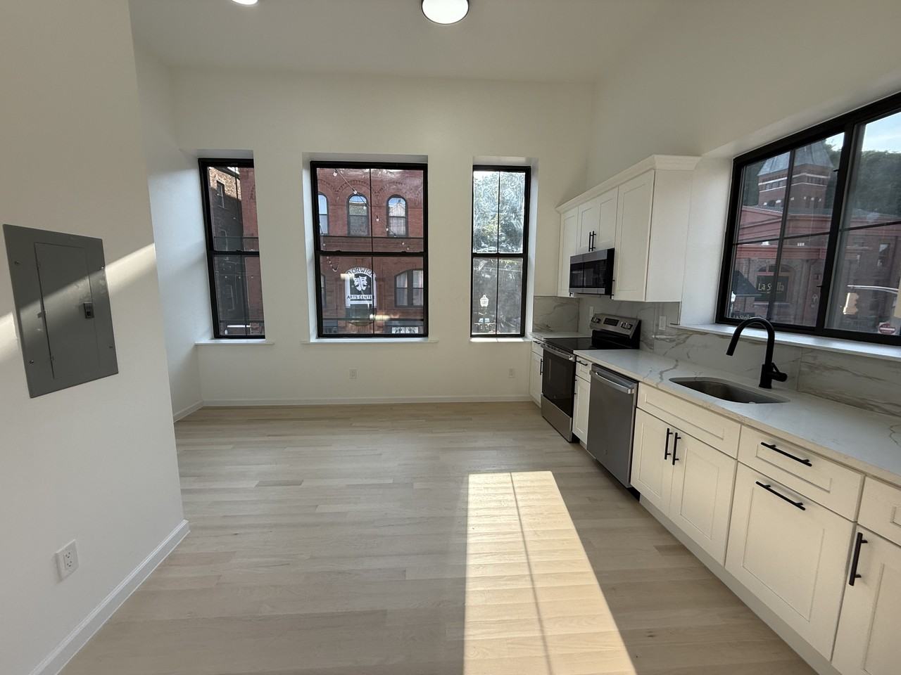 59-61 Broadway - 2 #2 - Photo 2 of 13