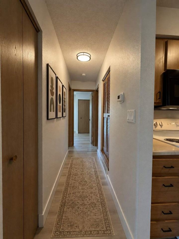 2330 N 44 - Photo 4 of 10