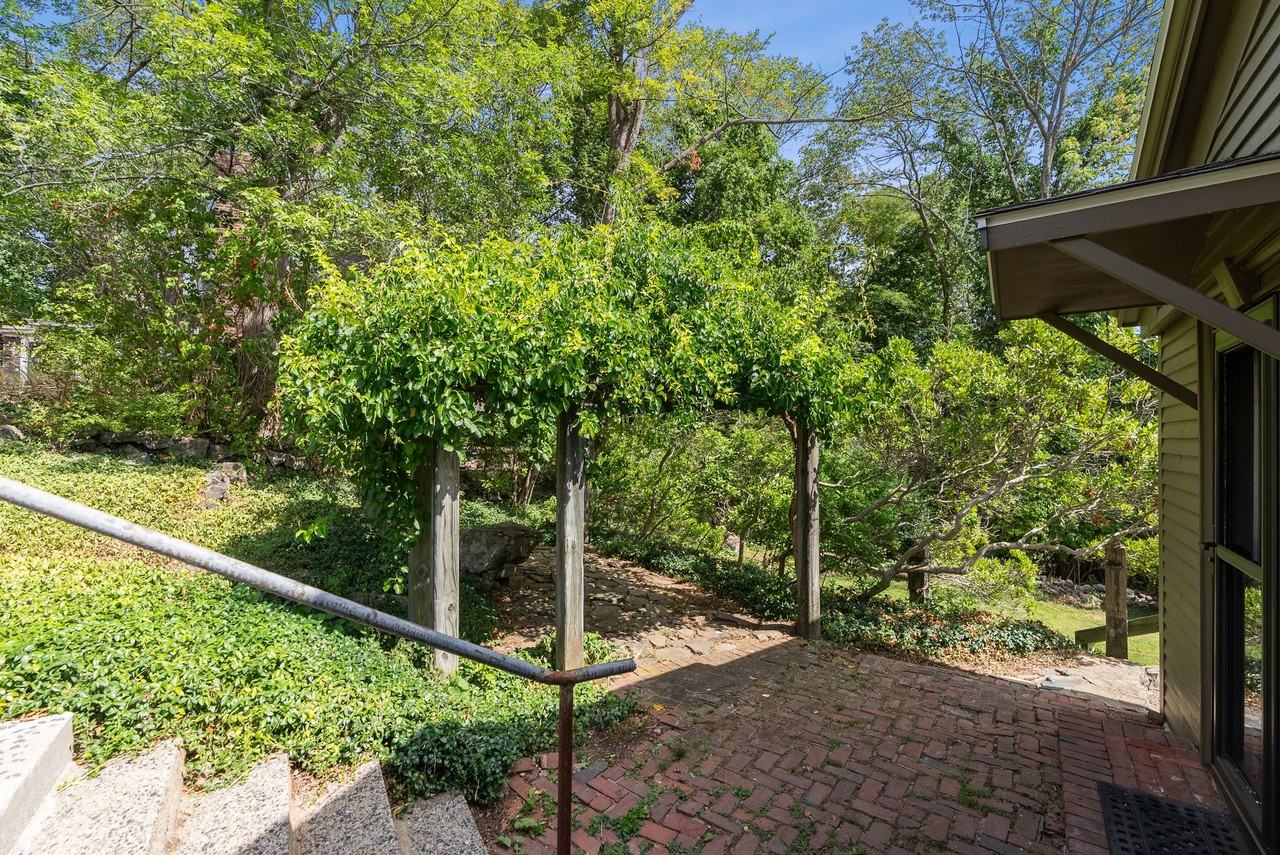 5 Sentry Hill Rd #1 - Photo 5 of 39