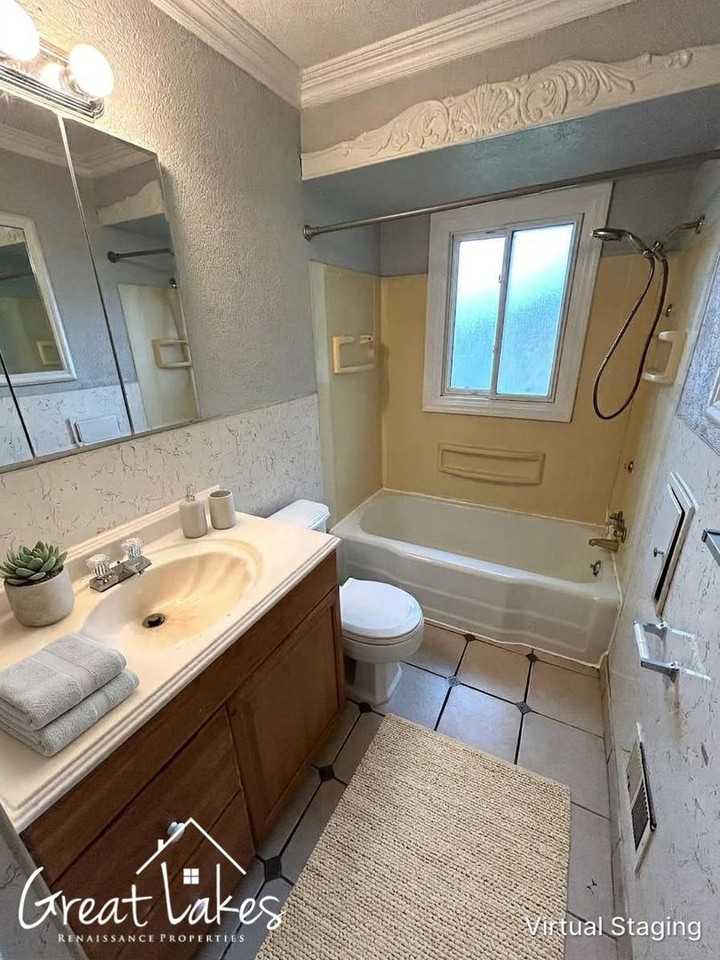 17005 Bell Ave - Photo 7 of 14