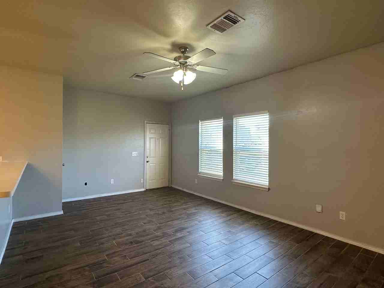 1735 W Palm Pl - Photo 6 of 26