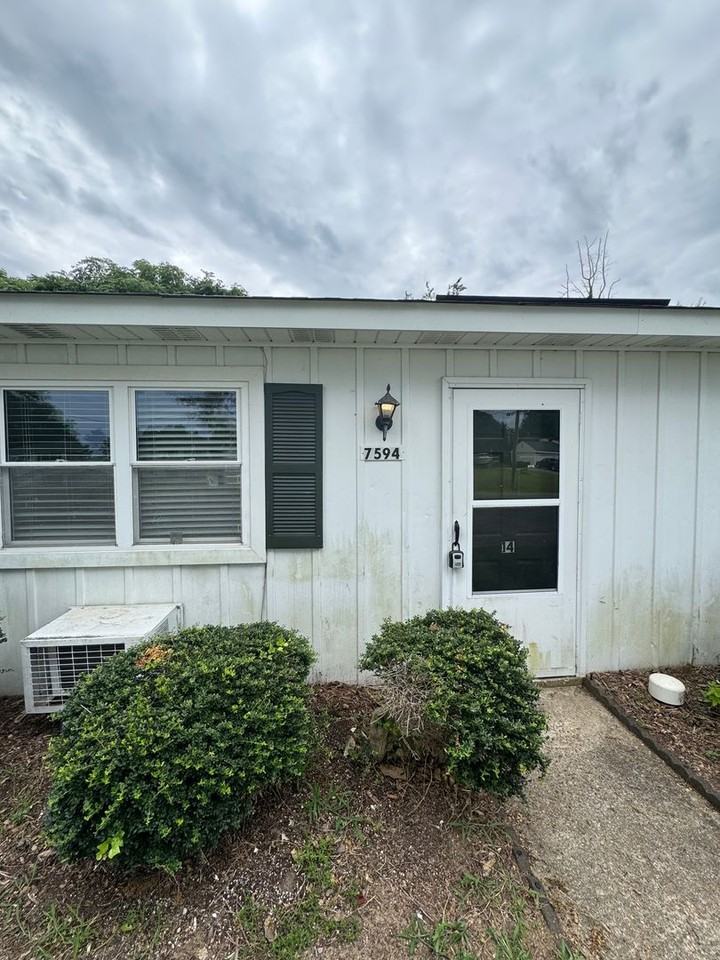 7594 Bellehaven Dr - Photo 2 of 16