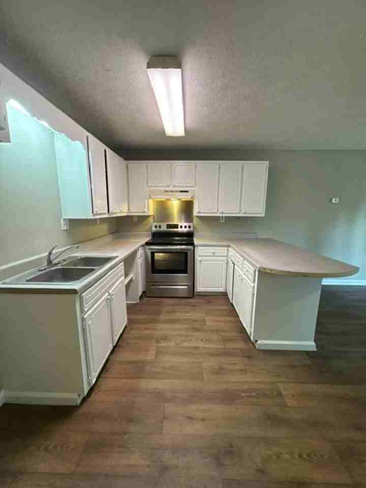 114 Money St - Photo 4 of 18