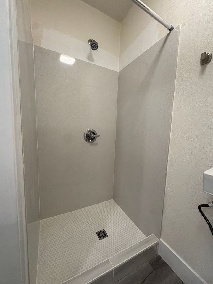 316 6th St #3 - Photo 5 of 5
