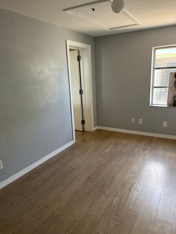 10723 109th St - Photo 4 of 15