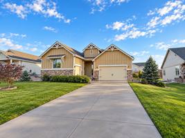 featured image of 42388 Forest Oaks Dr