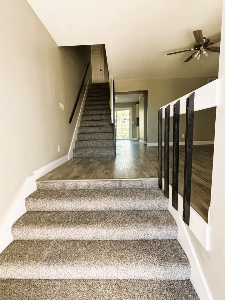3611 Sw Eveningside Dr #1 - Photo 2 of 34