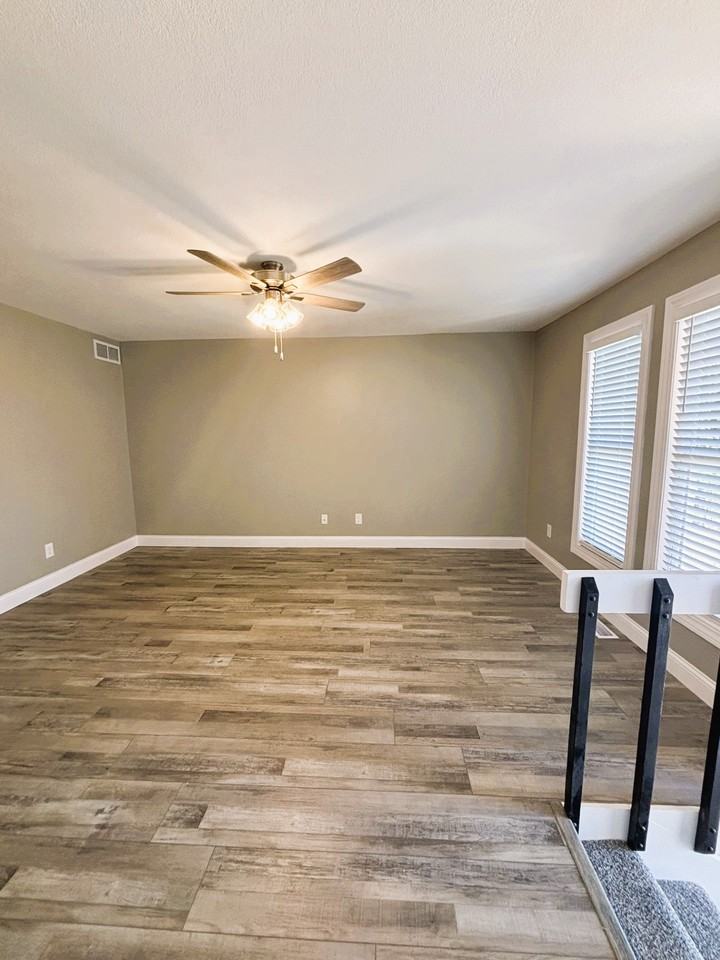 3611 Sw Eveningside Dr #1 - Photo 3 of 34