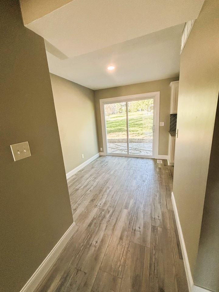 3611 Sw Eveningside Dr #1 - Photo 5 of 34