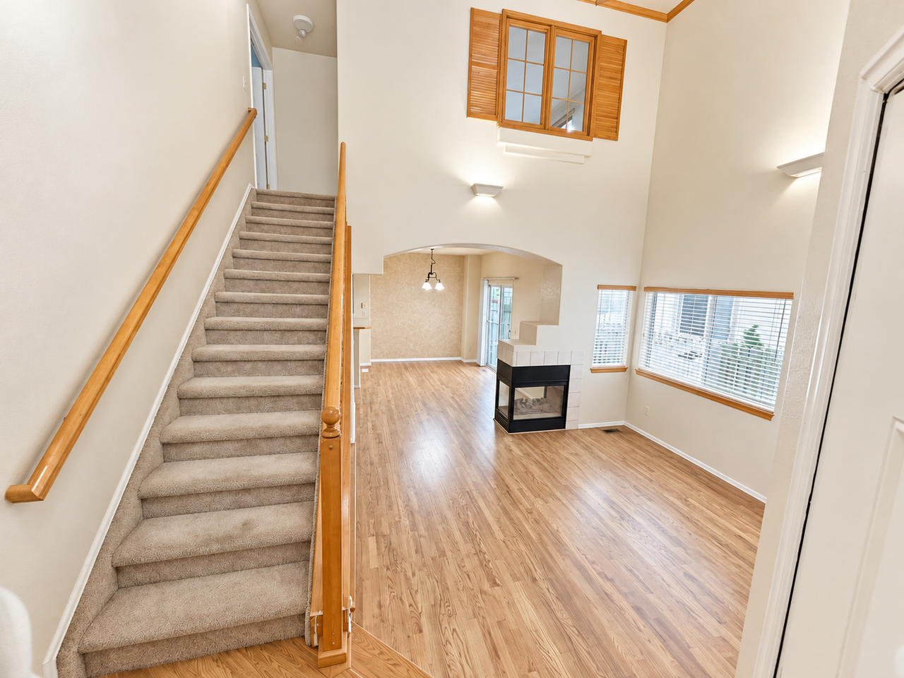 3923 Leah Hts - Photo 2 of 22