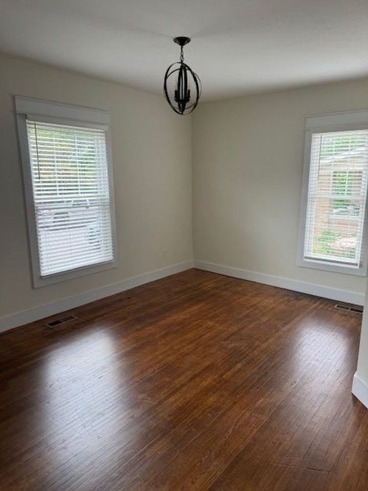 618 S Lincoln St - Photo 5 of 17
