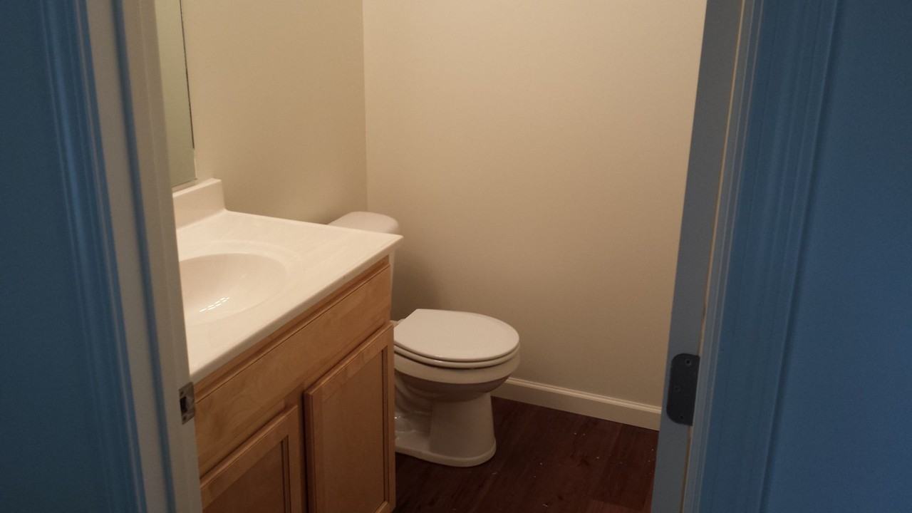 708 S Henderson St - Photo 5 of 12