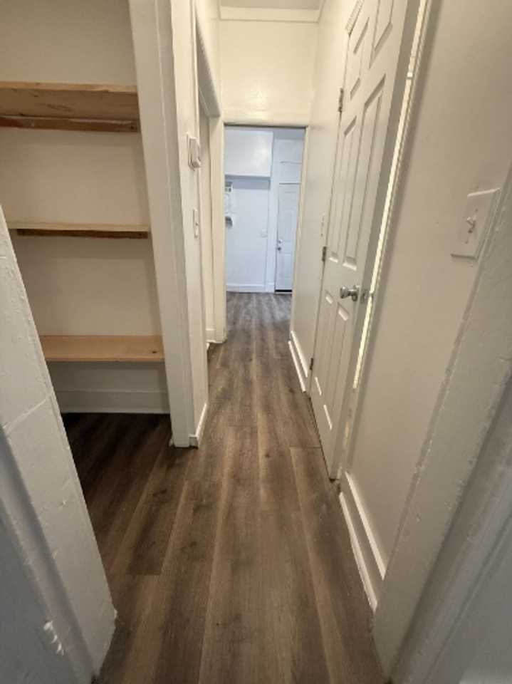 610 S Pershing Ave - Photo 5 of 9