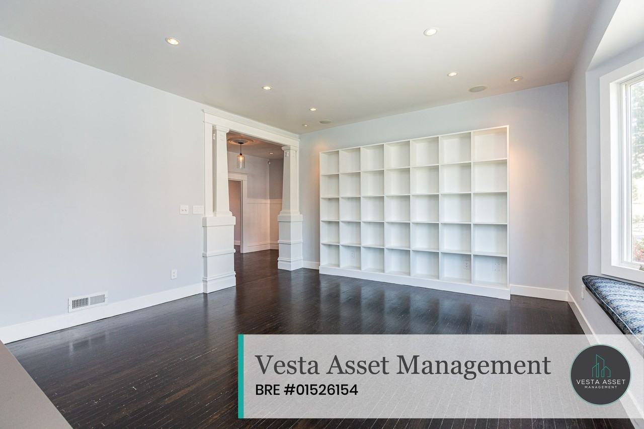 572 12th Ave - Photo 3 of 26