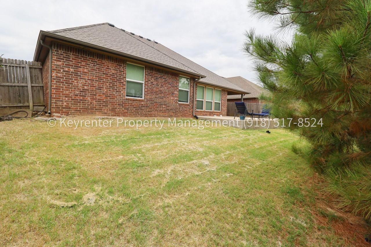 3715 W 106th St S - Photo 6 of 50