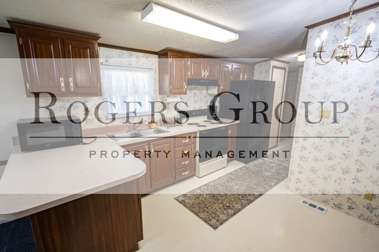 292 Pollyanna Rd - Photo 2 of 9