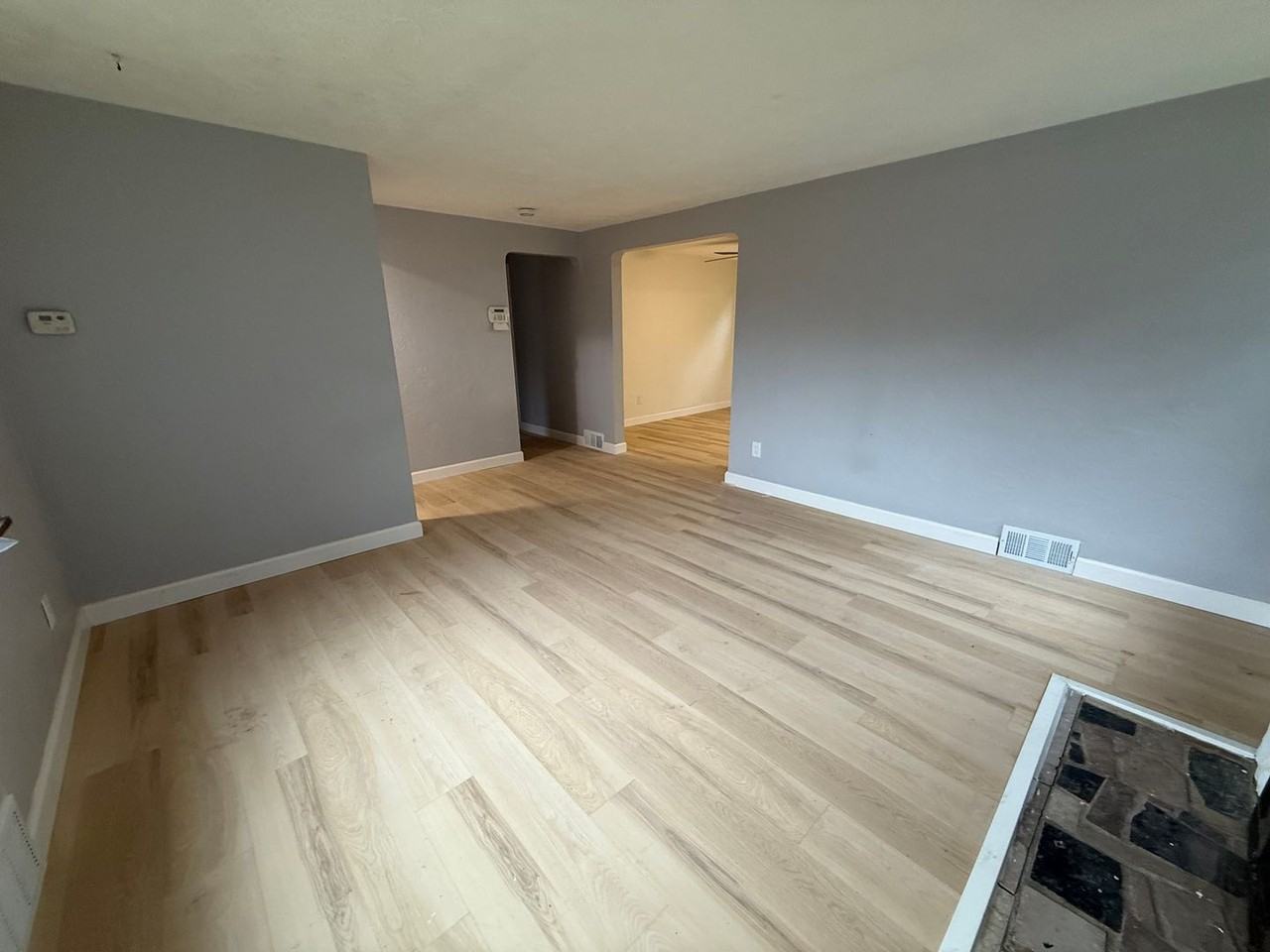 8041 Aber Rd - Photo 3 of 20