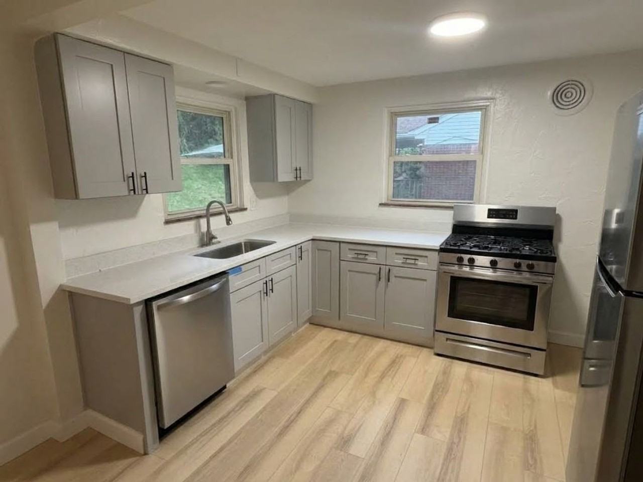 8041 Aber Rd - Photo 5 of 20