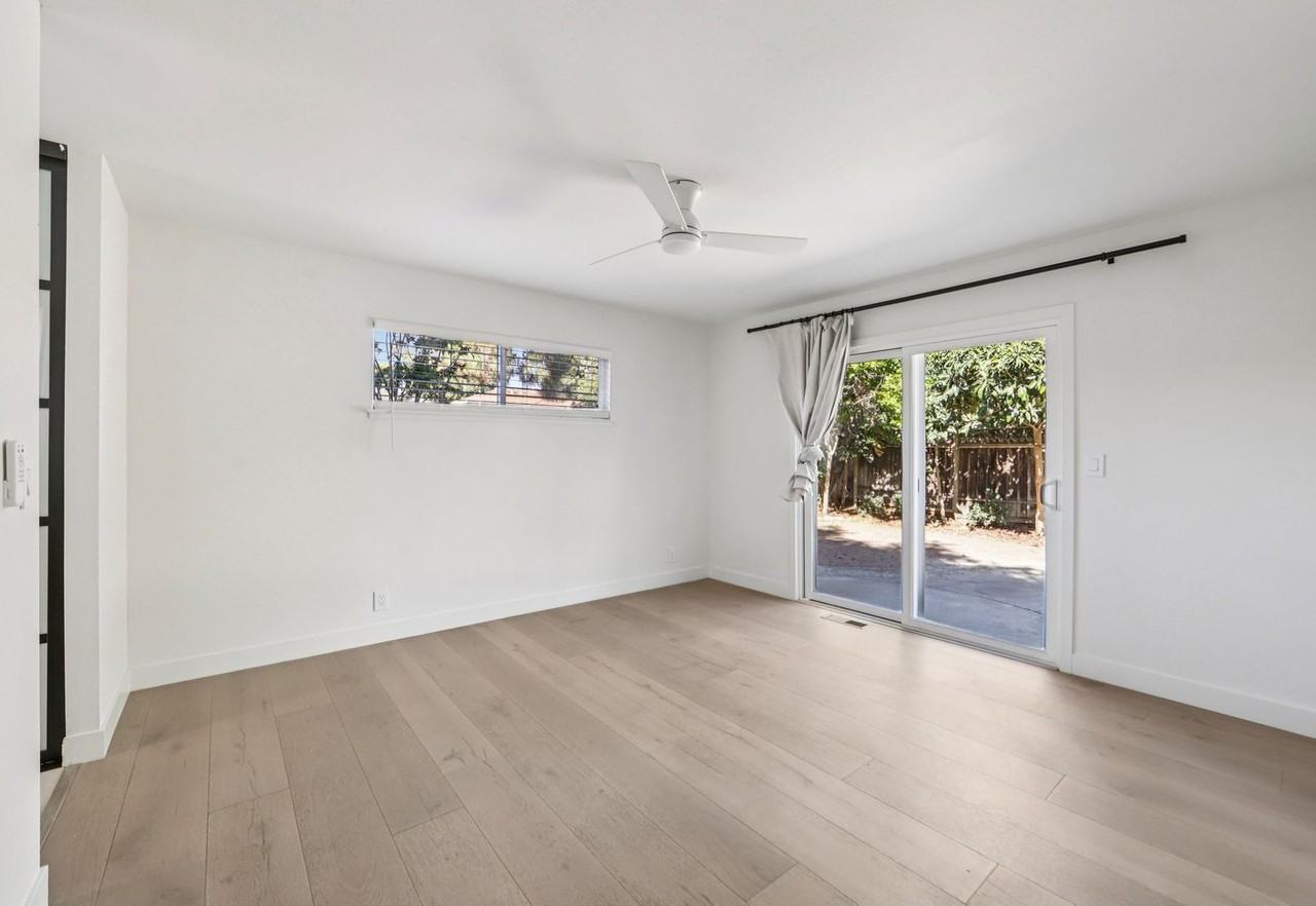 1175 Bodega Dr - Photo 5 of 27