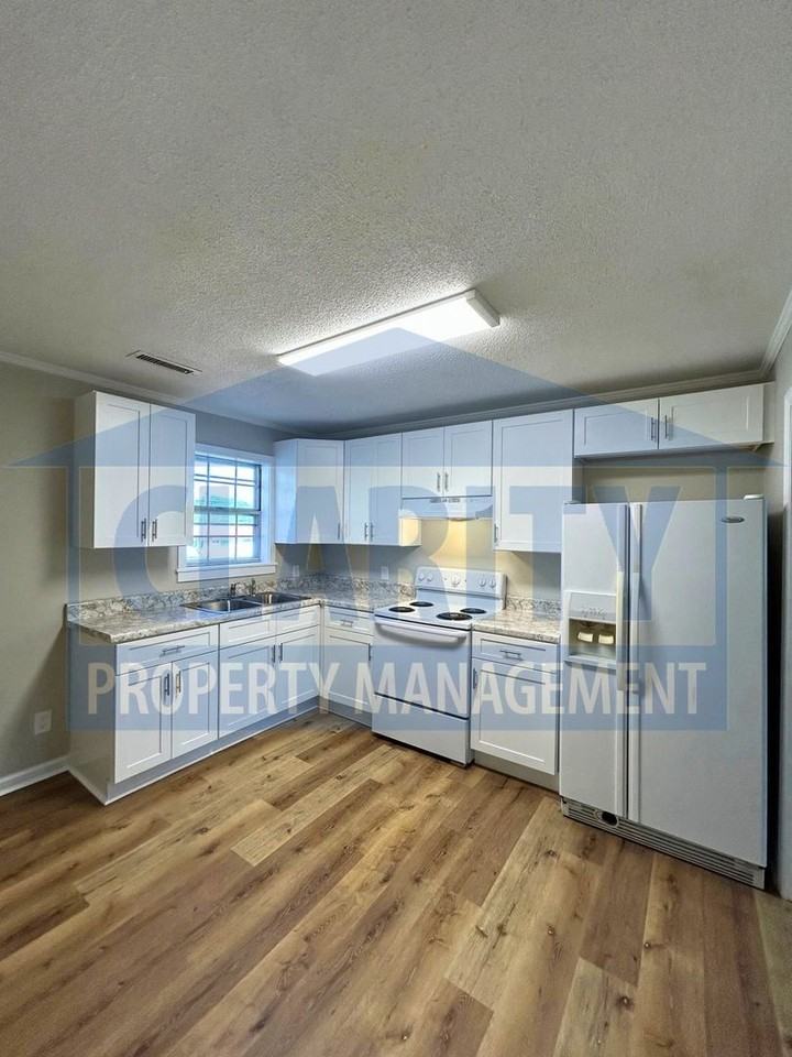 2908 Villa Dr Nw #2 - Photo 6 of 14