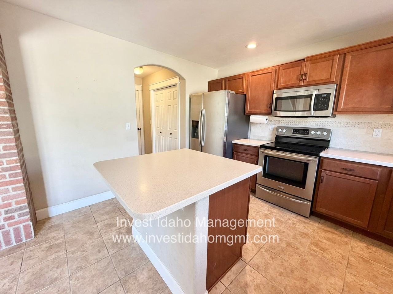 2582 E Copper Point Dr - Photo 5 of 36