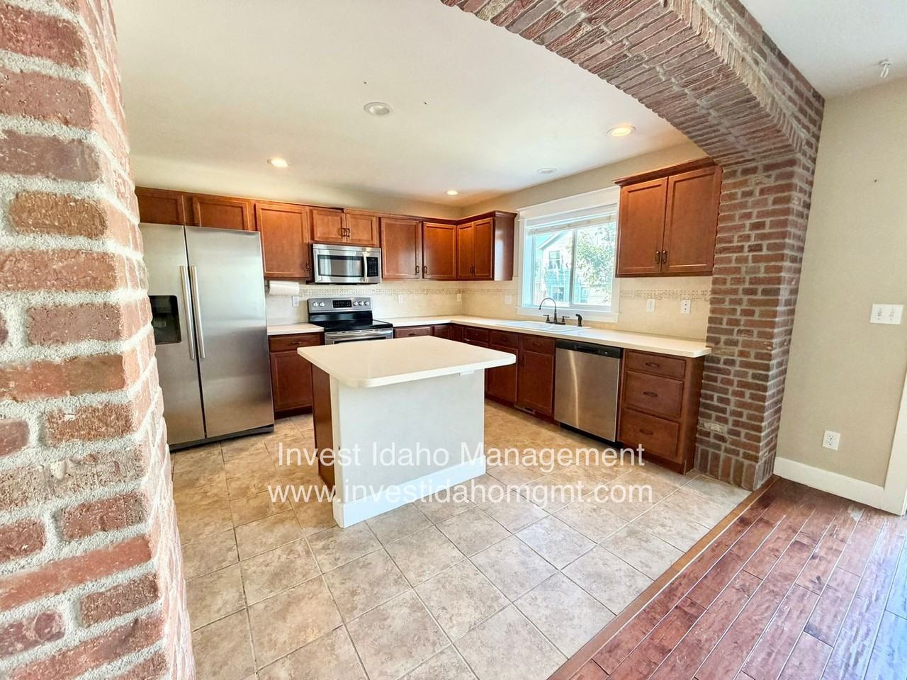 2582 E Copper Point Dr - Photo 6 of 36