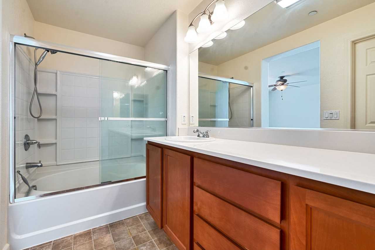 209 Blossom Rock Ln - Photo 4 of 38