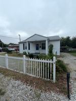 featured image of 1667 S Kerth Ave