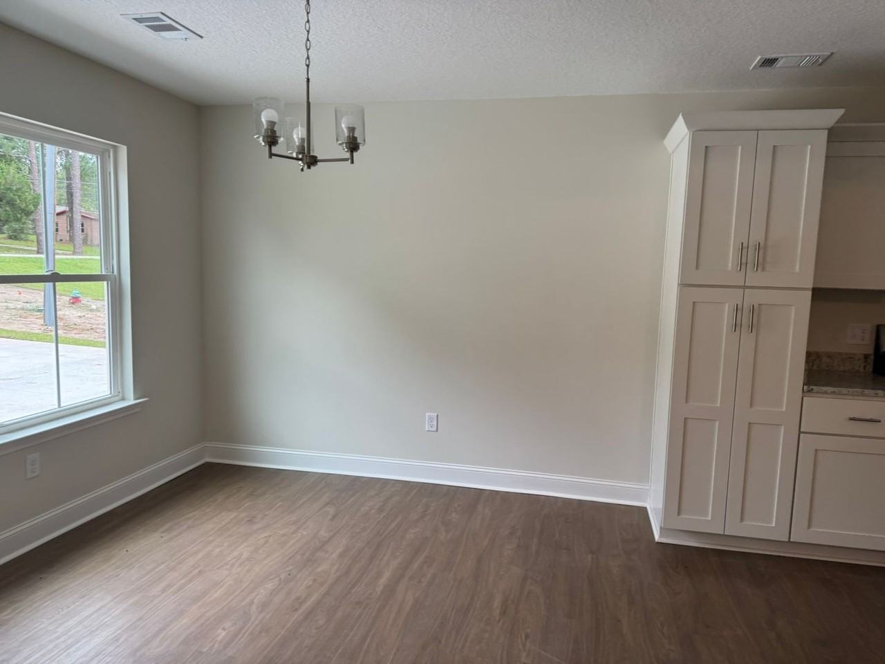 119 Beasley Rd - Photo 4 of 18