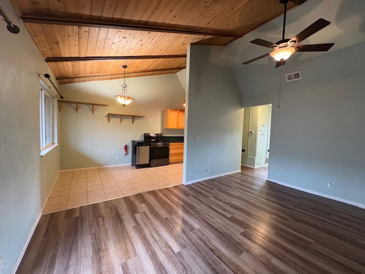 1080 8th St #14 - Photo 4 of 17