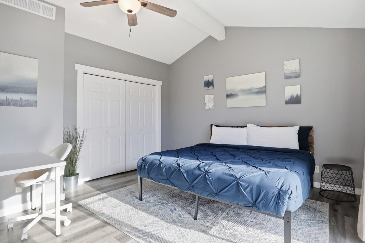 279 Spring Rd #1 - Photo 4 of 10