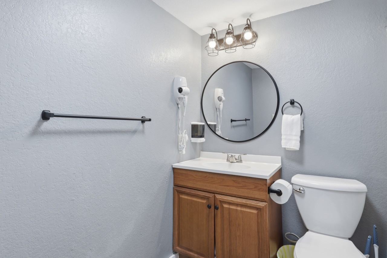 279 Spring Rd #1 - Photo 7 of 10