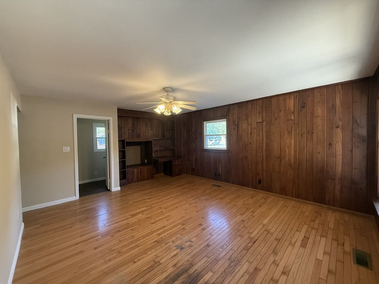518 Stone Blvd #1 - Photo 6 of 23